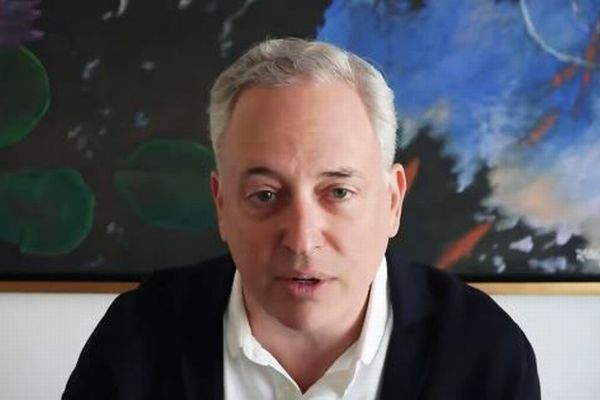 トランプ氏の側近、イスラエルが核兵器を使用する可能性について警告