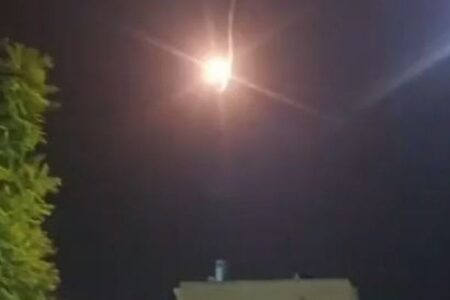 イラン軍、イスラエルの核施設がある南部の都市をミサイル攻撃