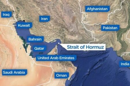 イランがホルムズ海峡を封鎖へ、報復攻撃で米第5艦隊の施設も被弾