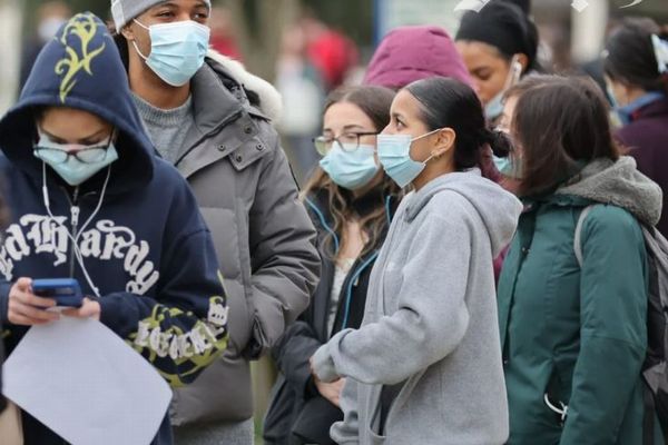 イギリスで髄膜炎の流行が拡大、国家的な緊急事態を宣言