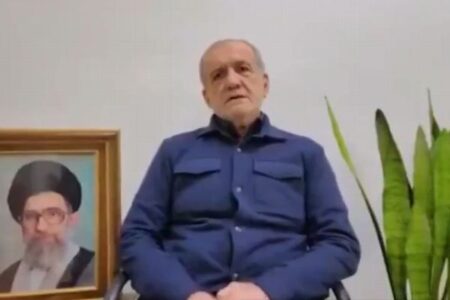 イランの大統領が隣国への攻撃を謝罪、民間施設6000以上が被害