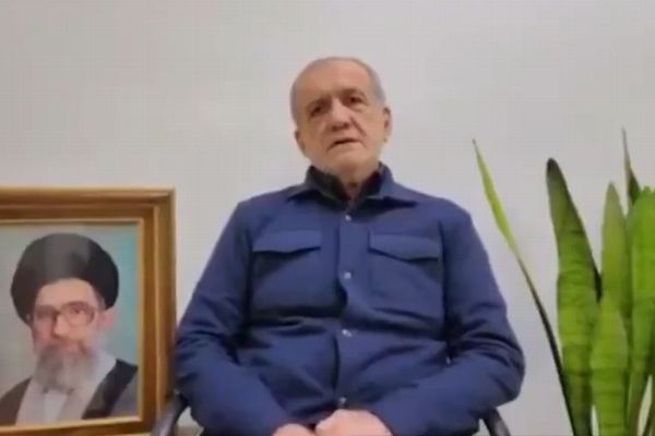 イランの大統領が隣国への攻撃を謝罪、民間施設6000以上が被害