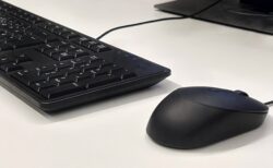 台湾の大学生が三日三晩ゲームをし続け、4日目に脳内出血、のち死亡