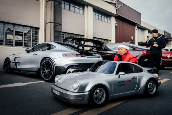 大人用の本格的「おもちゃのスポーツカー」、走りが本物並みに凄い