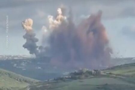 イスラエルがレバノン南部への攻撃を継続、国防相「ガザのようになるだろう」