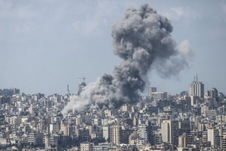 イスラエル軍がレバノンで254人を殺害、イランがホルムズ海峡を封鎖