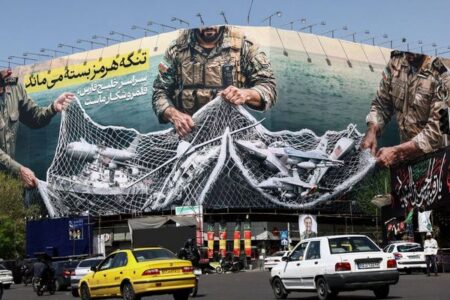 イランがドローンでクウェートの空軍基地を攻撃、米兵15人が負傷