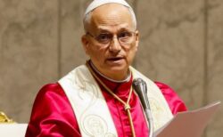 トランプ大統領、戦争に反対するローマ教皇を痛烈に批判