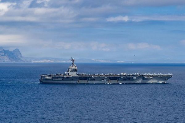 米軍の「ジェラルド・R・フォード空母打撃群」が中東を離れ、本国へ帰還予定