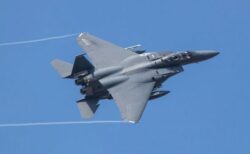 米軍のF-15戦闘機がイラン上空で撃墜、2機目もホルムズ海峡付近に墜落