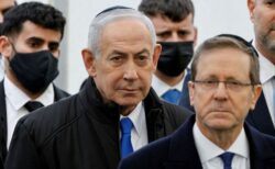 イスラエルの裁判所、ネタニヤフ首相の汚職裁判を再び中止