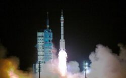 中国が「神舟23号」の打ち上げに成功、人類を月へ送るプロジェクトを開始