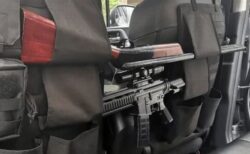 犬が散弾銃を発砲、人が撃たれたとして警察が出動