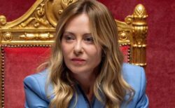 「写真撮影を懇願していない！」イタリアの首相がトランプ氏の発言に激怒