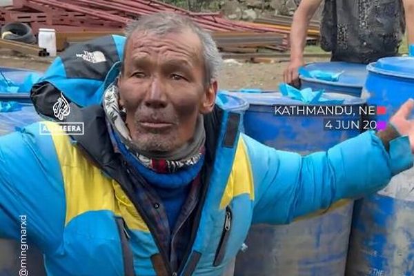 死亡したとみられていたエベレストの登山ガイド、1週間後に奇跡の生還