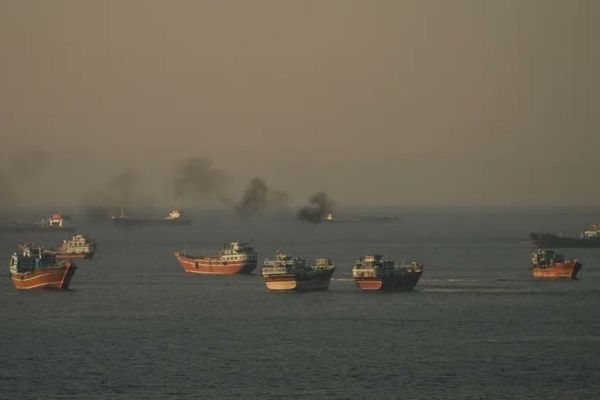 米軍がイランへの海上封鎖を解除、米政府も石油販売を了承