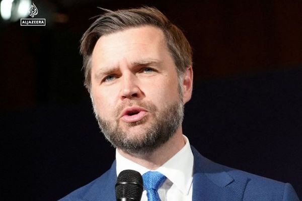 スイスで米・イランとの第1回の協議を開始、トランプ氏が再び脅迫