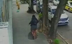 ブラジル人女性、通勤途中にマンホールから転落【動画】