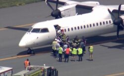 旅客機の機長が発作を起こし制御不能に、乗客らが協力して緊急着陸