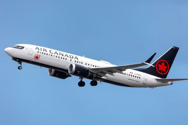 「エア・カナダ」のパイロット、17年間も正式な免許を持たずに操縦