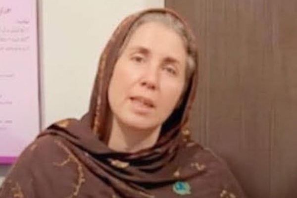 パキスタンで10年以上にわたり夫に監禁された、仏女性と子供を救出