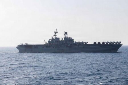 米軍がイランへの攻撃を中止、トランプ氏は再び和平合意が近いと発言