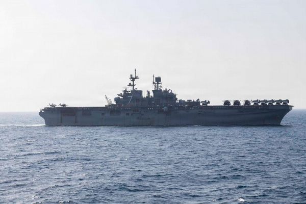 米軍がイランへの攻撃を中止、トランプ氏は再び和平合意が近いと発言