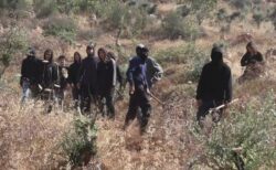 イスラエル人の入植者がヨルダン川西岸地区への襲撃を激化、パレスチナ人が負傷