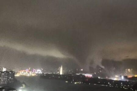 中国で竜巻を含む激しい暴風雨、少なくとも17人が死亡