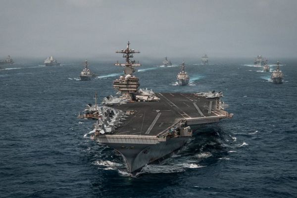 米軍がイランへ大規模攻撃、イラン側も湾岸地域へ報復