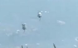 ギリシャで消火中のヘリコプター2機が空中衝突、2名が死亡【動画】