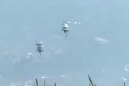 ギリシャで消火中のヘリコプター2機が空中衝突、2名が死亡【動画】