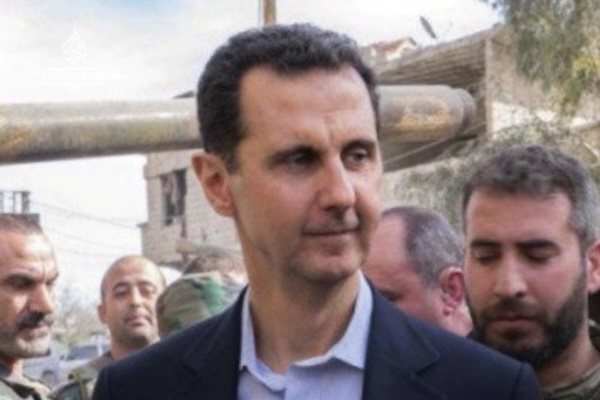 シリアの裁判所、アサド前大統領とその弟に死刑判決を下す