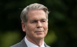 「イラン政府は崩壊する」米財務長官が、最も厳しい経済制裁を発動