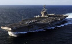 米空母「ジョージ・ワシントン」が、中東に向けて移動を開始