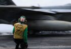 米軍がイランへ大規模な攻撃を準備か？米国市民に中東からの退避勧告