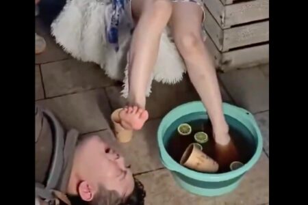 カリフォルニアのコミコンに出現したコスプレ女子の「足ジュース」が、中国に飛び火
