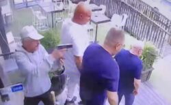 暗殺されたイスラエル・マフィアのボス、至近距離から何気なく頭を撃たれる映像が衝撃的