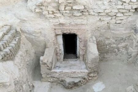 エジプトの遺跡で、約3000年前の新たな墓を発見