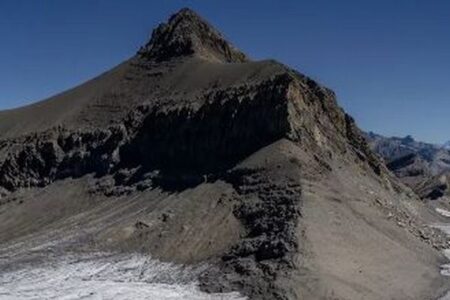 スイスの氷河が5年間で約20％も喪失、融解速度も爆発的に増加