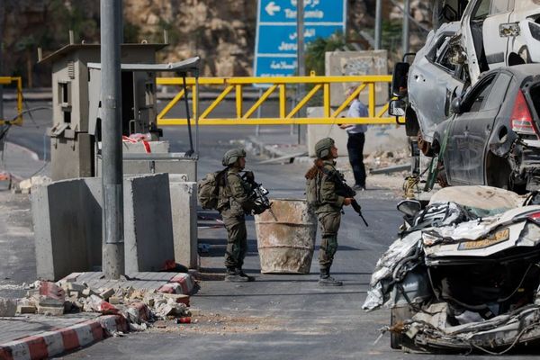 イスラエル軍がヨルダン川西岸地区で作戦を展開、2200人のパレスチナ人を強制退去