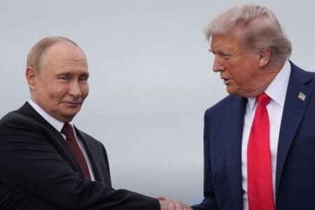 トランプ氏がプーチン氏と協議、ディーゼル燃料の取引で合意、経済制裁を骨抜き