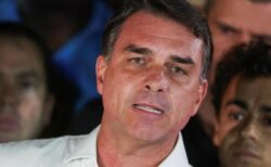 ブラジルの大統領候補、ボルソナロ氏がアメリカへ逃亡