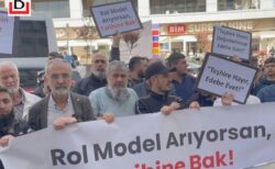 【トルコ】日本文化イベントに抗議していた集団が会場を襲撃 「アッラーは最も偉大なり」と唱える